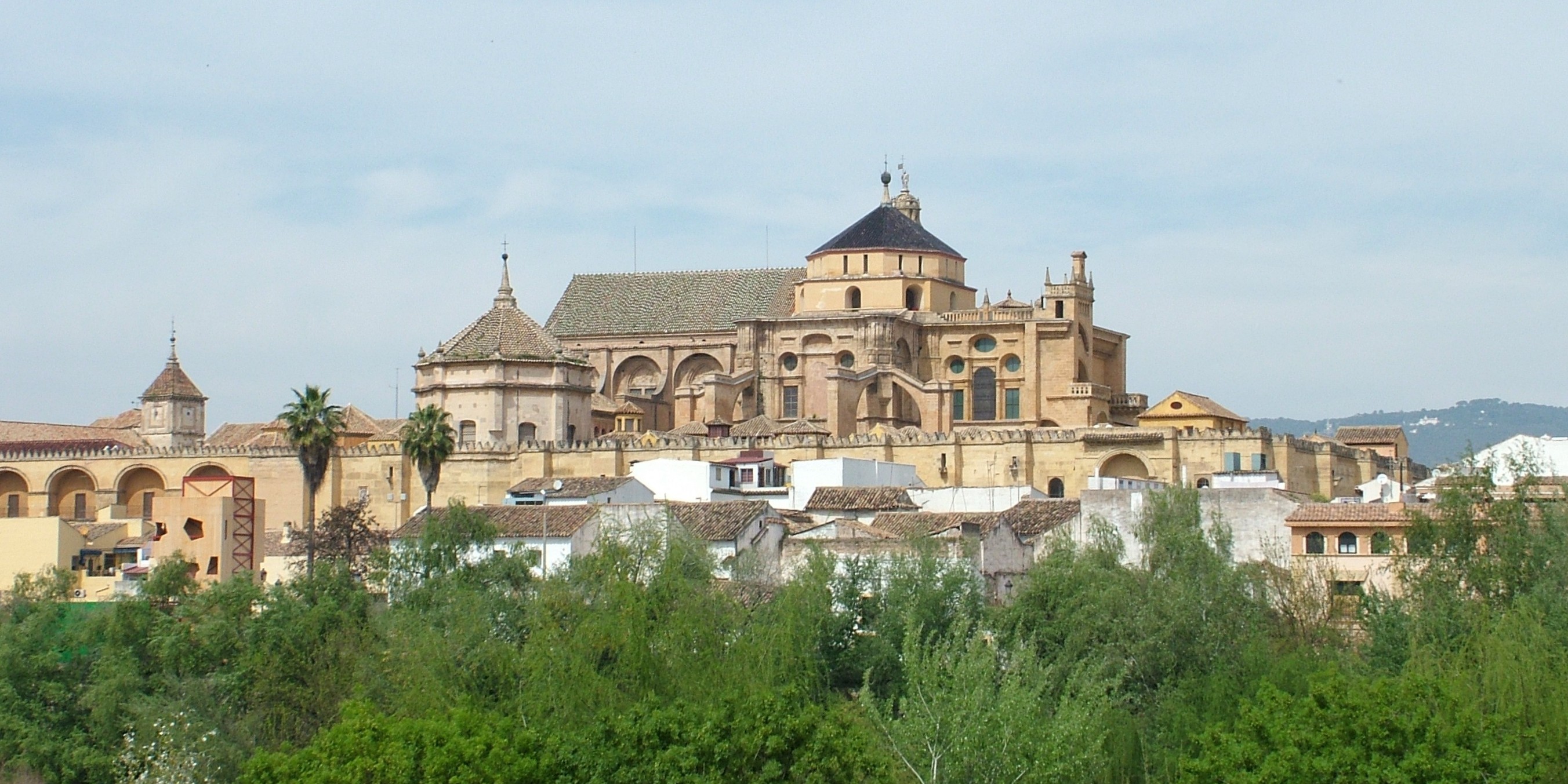 Vista exterior de la mezquita Exterior de la mezquita